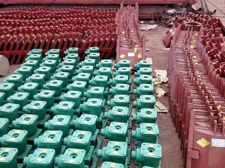 螺桿啟閉機(jī)